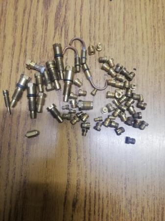 Produse Folosite Second Hand - SET JIGLOARE CARBURATOR SKODA 120-105- PRODUS FOLOSIT