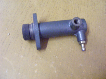 Skoda - POMPA AMBREIAJ SKODA 120-105 AFTERMARKET-PRODUS FOLOSIT