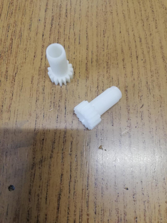 Transmisie - PINION PLASTIC ANGRENAJ CABLU KM SKODA 105-120-130 5 VITEZE