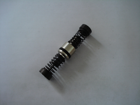 Tipuri Auto - PISTONAS POMPA CENTRALA FRNA SKODA 105-120-130 - 22MM