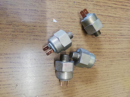 Electrice - CONTACT POMPA FRANA SKODA S100 – TRABANT