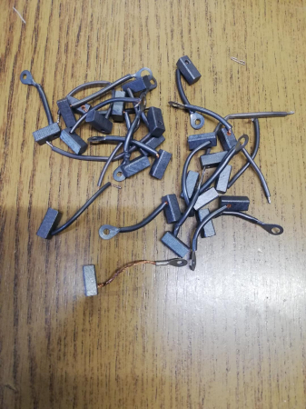 Electrice - CARBUNE ALTERNATOR SKODA S100-105-120 - SET 2 BUCATI