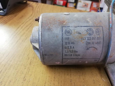 MOTORAS STERGATOR SKODA 105 - 100433393 - PRODUS FOLOSIT [1]