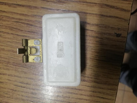 PLUTITOR CARBURATOR SKODA 105-120 [1]