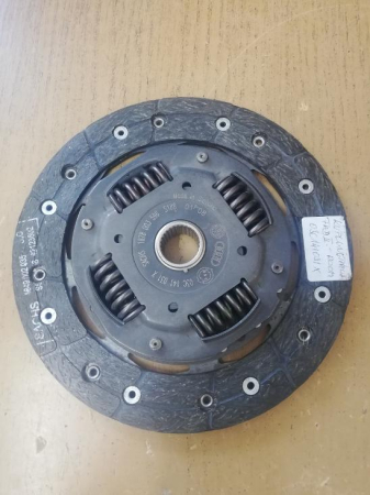 Tipuri Auto - DISC AMBREIAJ SKODA FABIA 2-ROOMSTER 1,4 BENZINA COD MOTOR BXW- OE