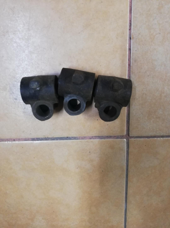 SUPORT INFERIOR PIVOT DREAPTA CU BUCSA SKODA 120-105 [1]