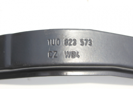 Produse - SUPORT STANGA GRILA RADIATOR OCTAVIA TIP VECHI