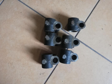 Suspensie - SUPORT INFERIOR PIVOT STANGA FARA BUCSA SKODA 120-105