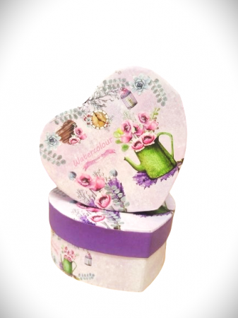 Cadouri - Cutie pentru cadouri in forma de inima