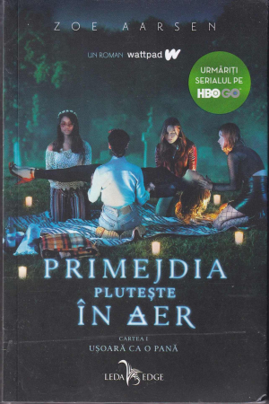 Literatura - Primejdia pluteste in aer. Seria Usoara ca o pana.  Vol. 1
