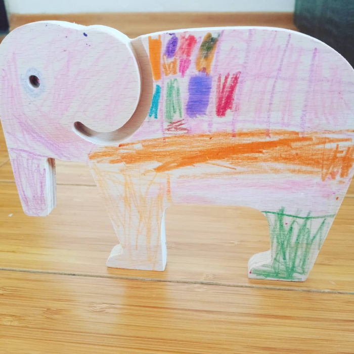 Elefant din lemn [4]