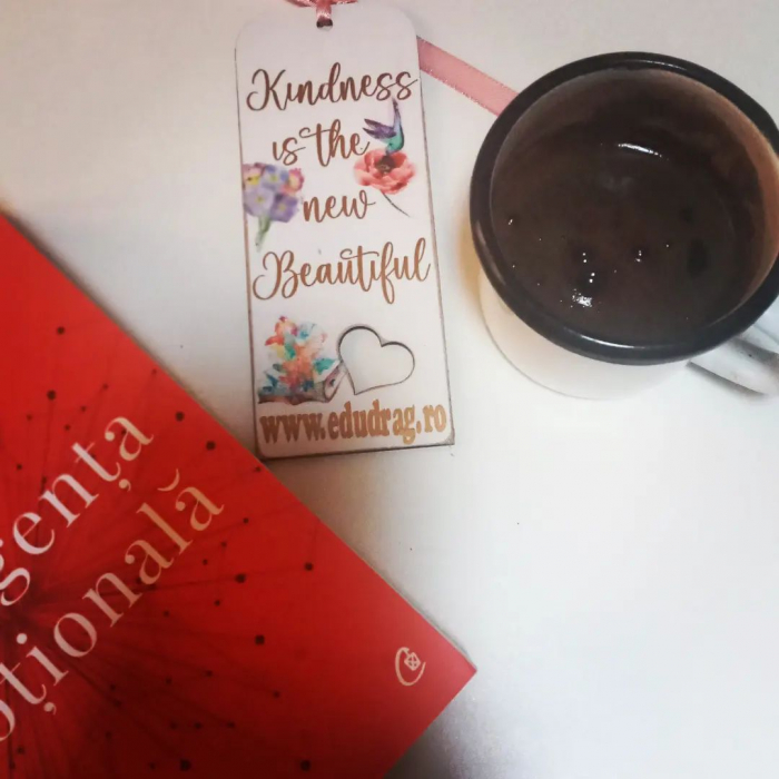 Semn de carte handmade Kindness is the new beautiful [2]