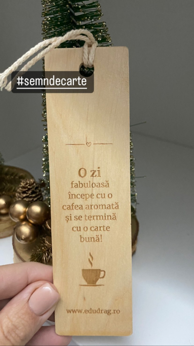 Semn de carte handmade - mesaj O zi fabuloasa incepe cu o cafea aromata si se termina cu o carte buna! [2]