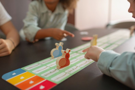 Jocuri si jucarii varsta 6 ani+ - Cursa melcilor Bs Toys