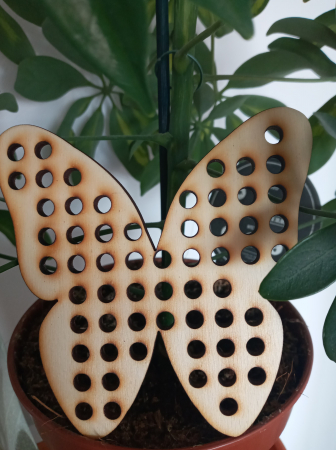 Figurine lemn - Figurina lemn fluture - pentru cusut