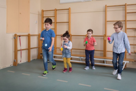 Jocuri si jucarii varsta 6 ani+ - Joc Petrecerea cu oua BS Toys