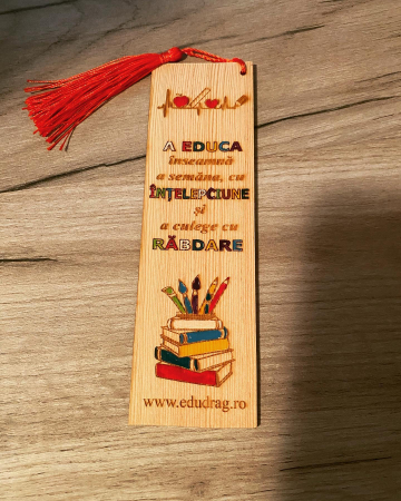 Tavite si alte obiecte utile - Semn de carte din lemn A EDUCA