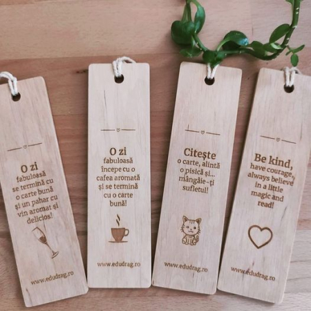 Semn de carte handmade - mesaj O zi fabuloasa se termina cu o carte buna si un pahar cu vin aromat si delicios! [2]