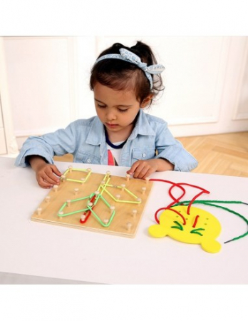 JOC DIN LEMN in stil MONTESSORI - GEOBOARD cu SNUR SI ELASTICE CU 2 TABLE [0]