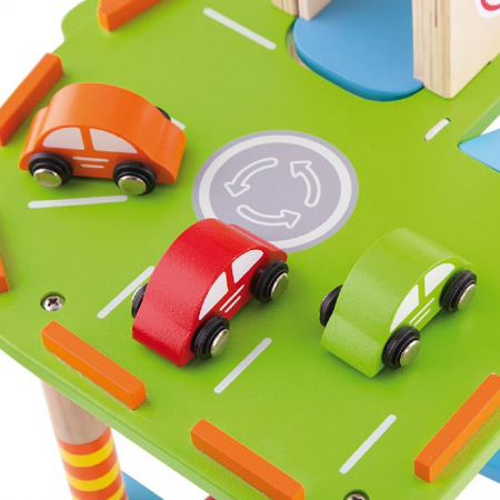 Statie de benzina cu parcare , lift si heliport - Viga [4]