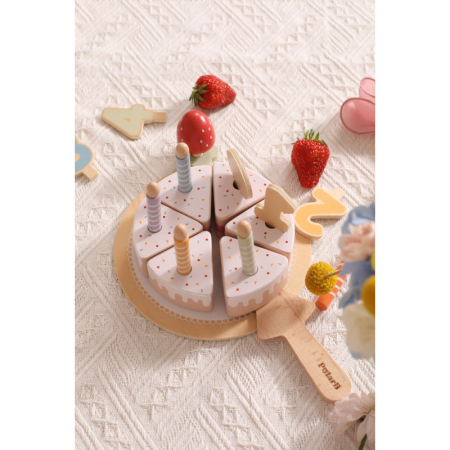 Tort aniversar cu topping de capsuni PolarB Viga