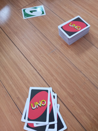 Uno - joc clasic [4]