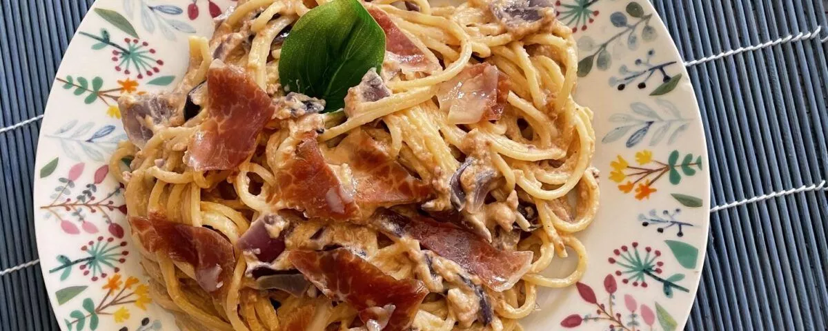 Spaghete cu mousse de Jamon Curado
