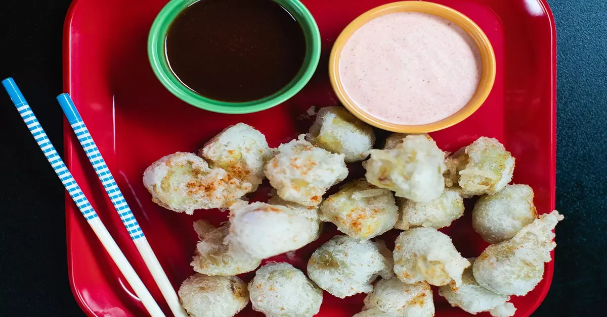 Tempura de anghinare cu sos dulce-acrisor si aioli picant