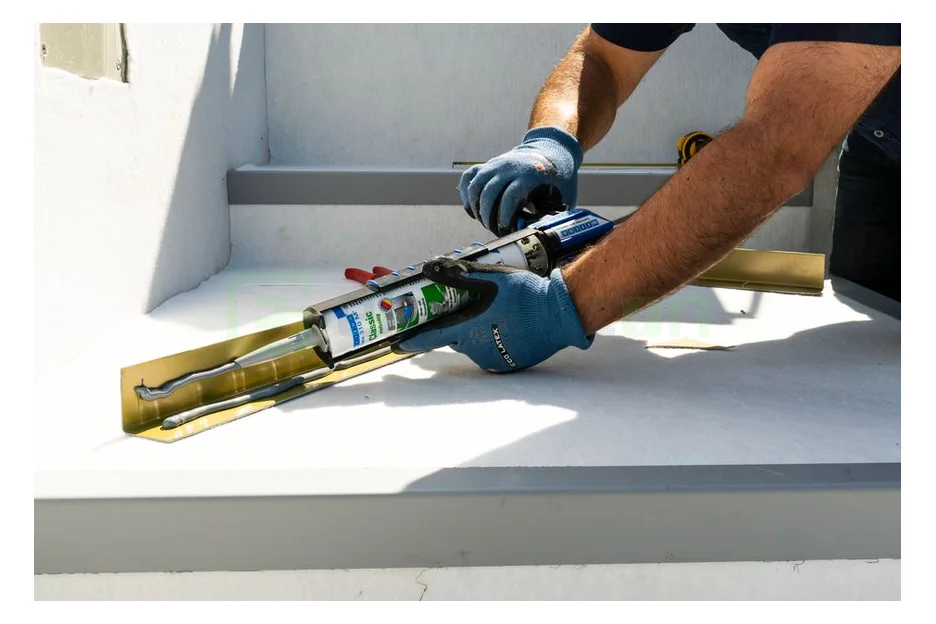 Cartuș adeziv elastic gri Weicon Flex 310 MS Classic 310ml [3]