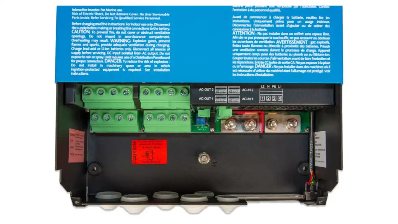 Invertor cu charger 12V 3000VA Victron Energy Quattro 12 3000 120-50 50 [3]