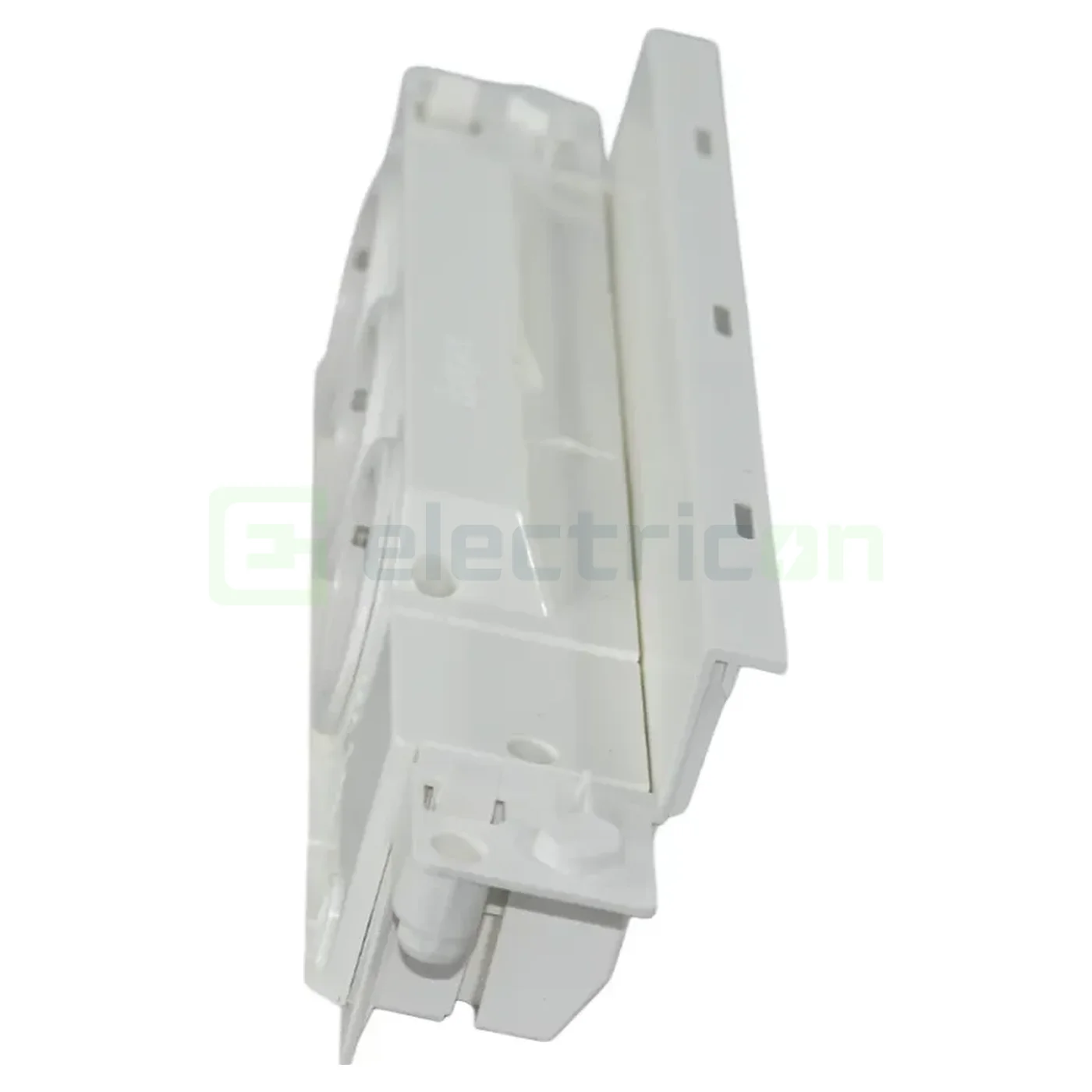 Priza tripla pentru tablouri Volta, Hager, VZ00HW [2]