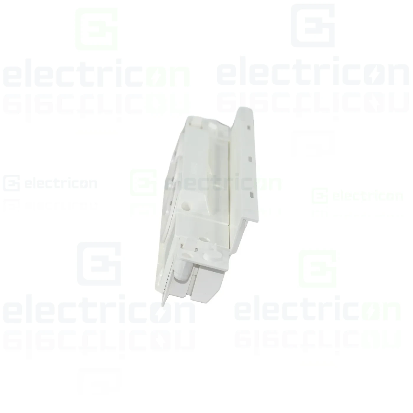 Priza tripla pentru tablouri Volta, Hager, VZ00HW [2]