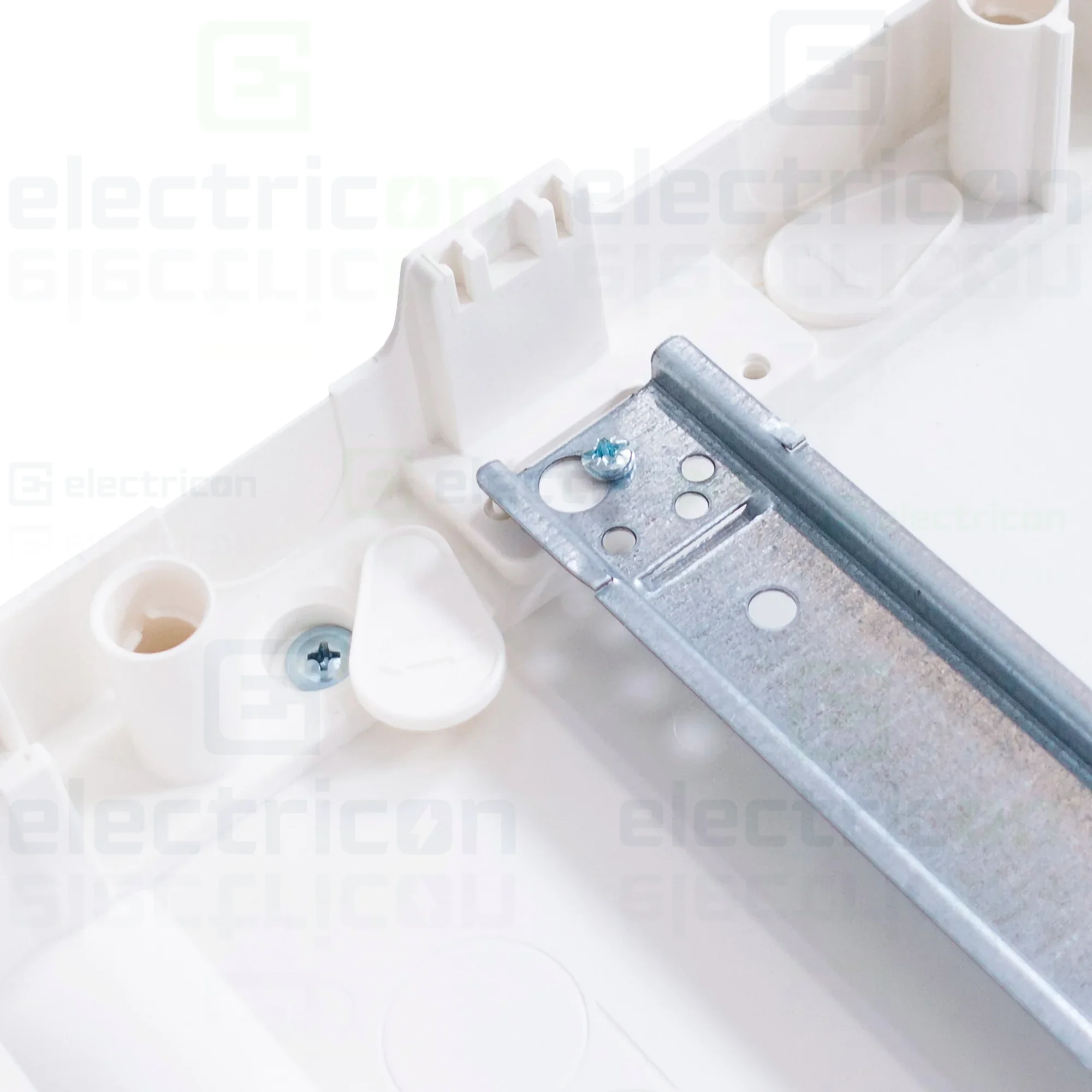 Tablou multimedia, aparent, 48 module (4x12), ușă albă, IP30, Volta, Hager, VA48NW [6]