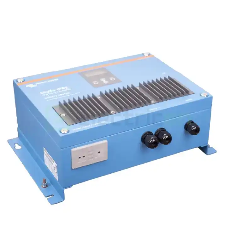 Victron Energy  Skylla IP65 12 70(1+1) 120 230V [3]