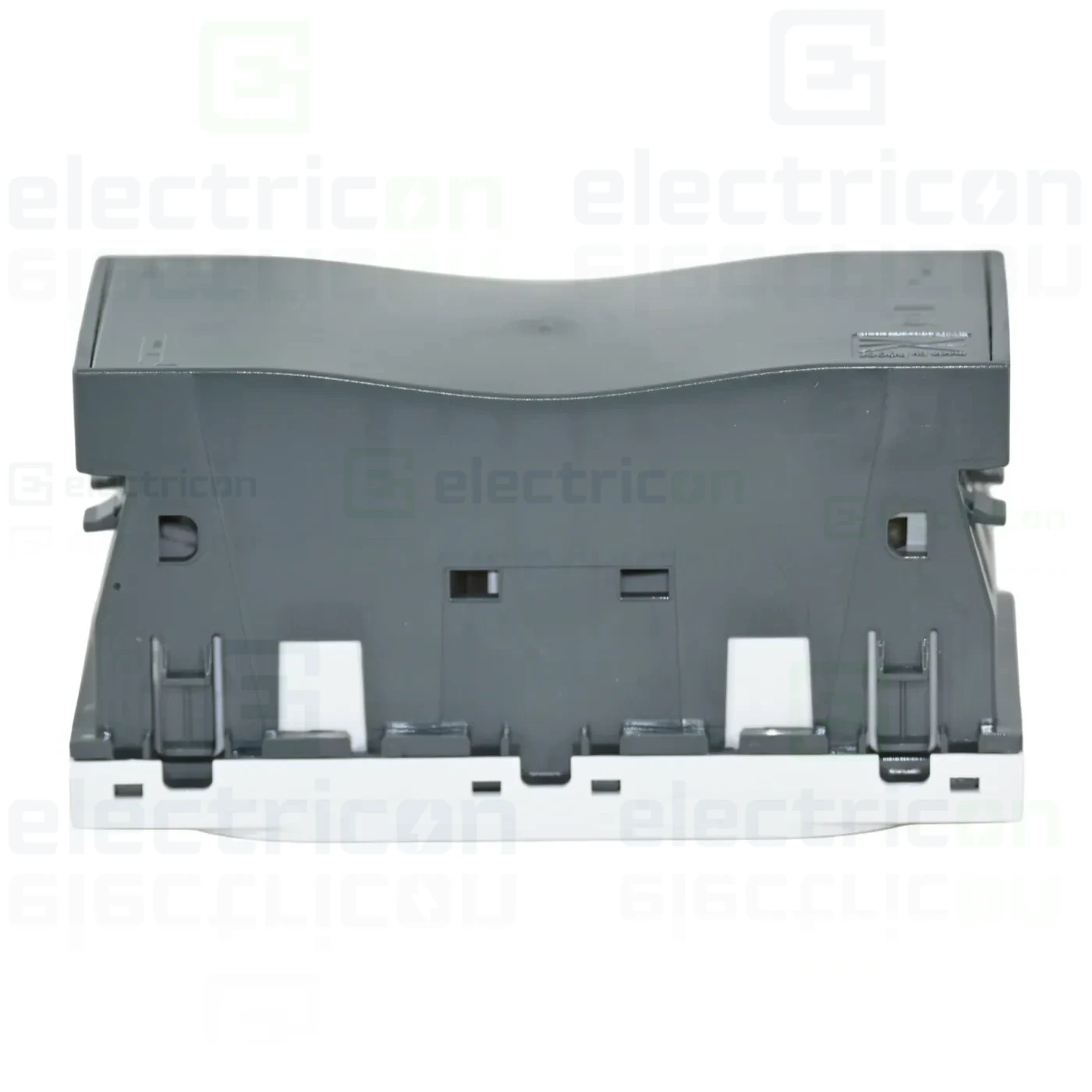 hager-priza-alb-45m [5]