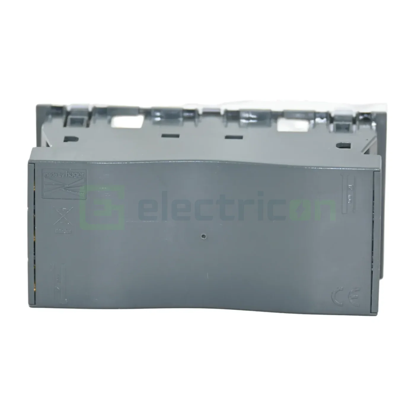 hager-priza-alb-45m [2]