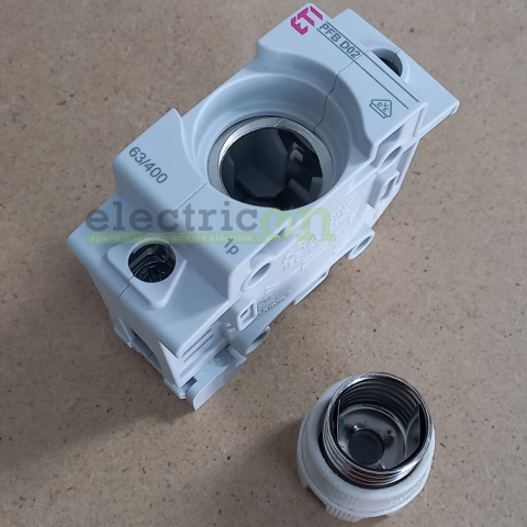 Bundle separator fuzibil D02 1P + capace sigurante [2]