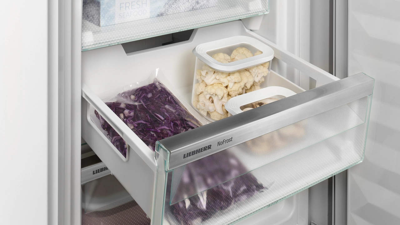 LIEBHERR ICBNbi 5153 [5]