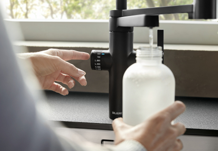 BLANCO EVOL-S PRO Filter negru mat cu cap extractibil cu funcție duș [3]