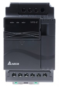 Delta Electronics - VFD022E43A, Convertizor VFD-E, IN 3x380 VAC, OUT 3x380 VAC, 2.2 kW, 5.5 A, control tensiune/frecventa, Functie PID, RS-485, Filtru EMI inclus
