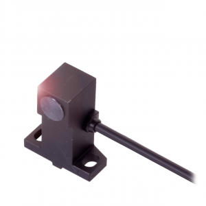 Senzori distanta - BAW003F, senzor de distanta, Sn = 1...5 mm, iesire tensiune 0…10 V, neecranat, 24 VDC, cablu 5 m, 4 conductori