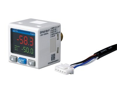 Senzori de presiune - DPA01-P, senzor presiune pentru aer de la -100 la +100 kPa (de la -1 Bar la + 1Bar) cu 2 iesiri PNP si 1 iesire analogica de 4-20 mA,  M5 interior