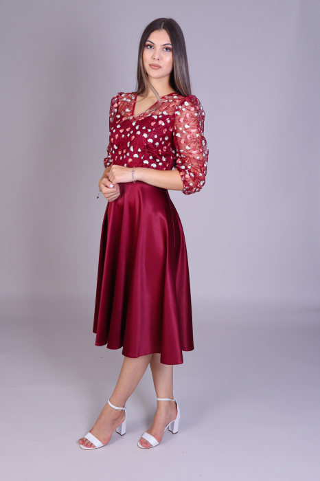 Rochie MAYA bordo din tafta si broderie cu motive florale engros [4]