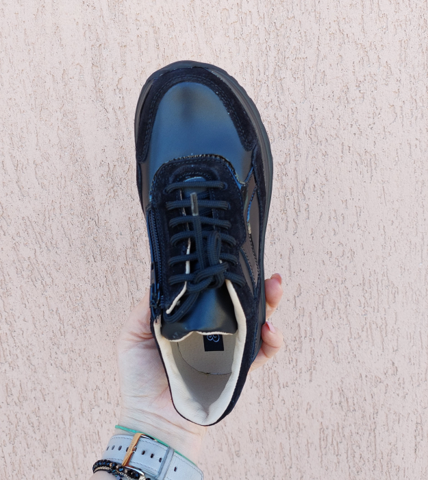 Adidas din piele naturala Onika [3]