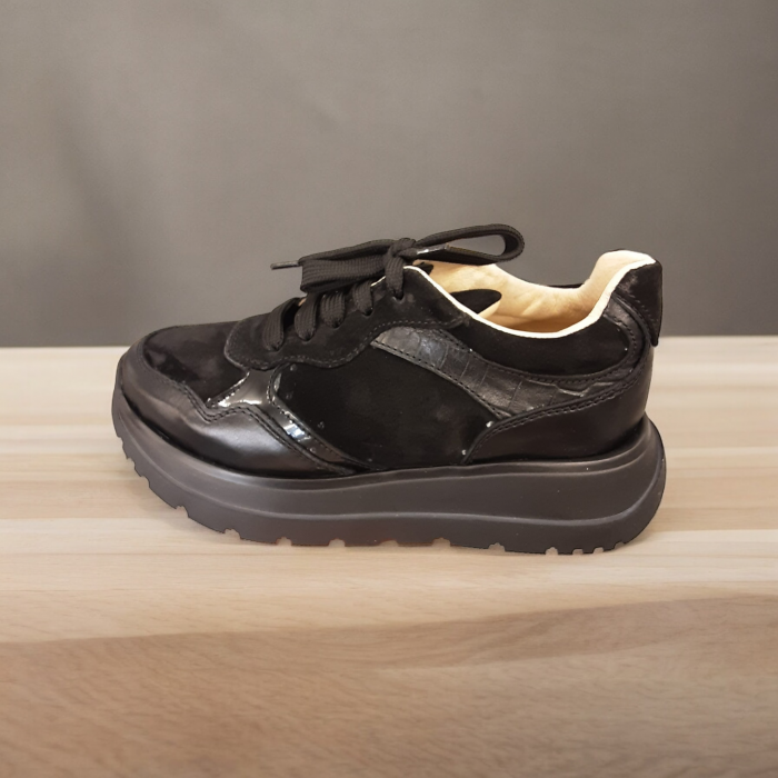 Adidas din piele naturala Onika [2]
