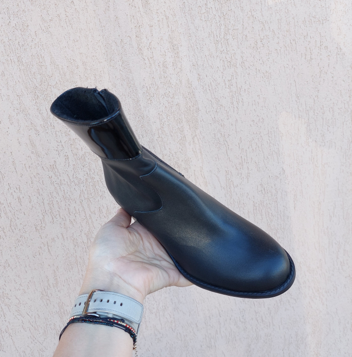 Botine damă piele naturală negru cu lac [3]