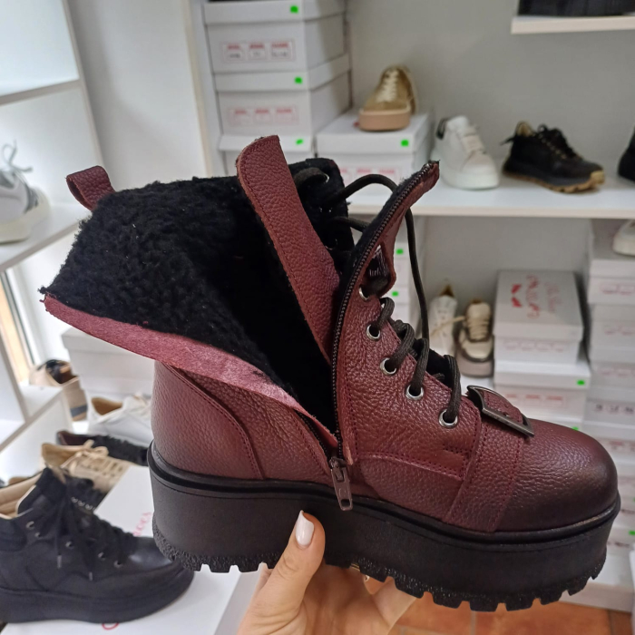 Ghete Amanda cu catarame din piele naturala bizonata [2]