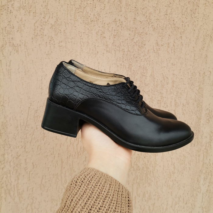 Pantofi din piele naturala cu șiret [3]