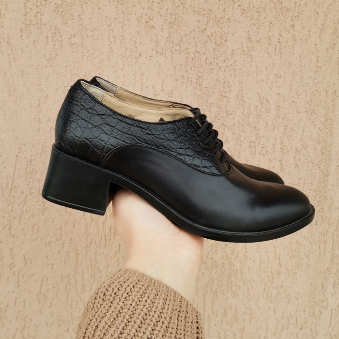 Pantofi din piele naturala cu șiret [4]