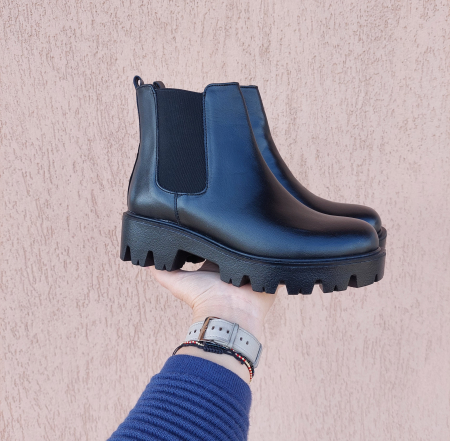 Botine și cizme scurte - Botine din piele naturala cu elastic